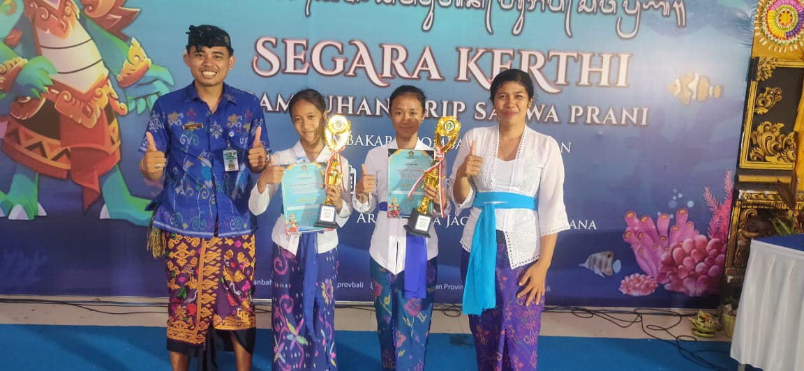 Duo Srikandi SPenduyo Juara 1 & 2 Wimbakara Nyurat Aksara Ring Lontar